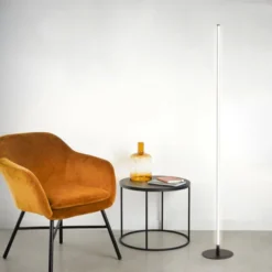 Supernova Lampadaire LED Sur Pied Au Design Moderne élégant Et Minimaliste Algol