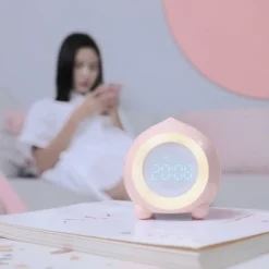 Réveil Enfant Pour Garçons Filles Avec Veilleuse Et Lumière Colorée Reveil Lumineux Intelligent Numérique Enfant Avec Fonction Snooze Et Lumière De Réveil - Triomphe(rose) 7 Réveil Enfant Pour Garçons Filles Avec Veilleuse Et Lumière Colorée Reveil Lumineux Intelligent Numérique Enfant Avec Fonction Snooze Et Lumière De Réveil - Triomphe(rose) -Éclairage Domestique 45292324 3