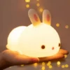 Veilleuse Enfant,Veilleuse Bébé,Veilleuse Enfant Rechargeable,Veilleuse Bebe LED Lapin Tactile,Veilleuse Portable Silicone Nuit Fille Garcon Adulte,Lampe Veilleuse USB Miffy,Cadeau Bebe Fille Garcon