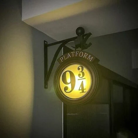 Harry Potter Hanging 9 3/4 Night Light Metal Wall Lamp 20th Anniversary Movie Lover Gift 1 Harry Potter Hanging 9 3/4 Night Light Metal Wall Lamp 20th Anniversary Movie Lover Gift