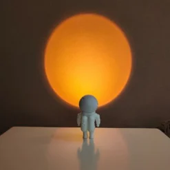 Astronaute Lampe De Coucher Du Soleil, Lampe De Projecteur De Coucher De Soleil RGB La Décoration Intérieure 12cm